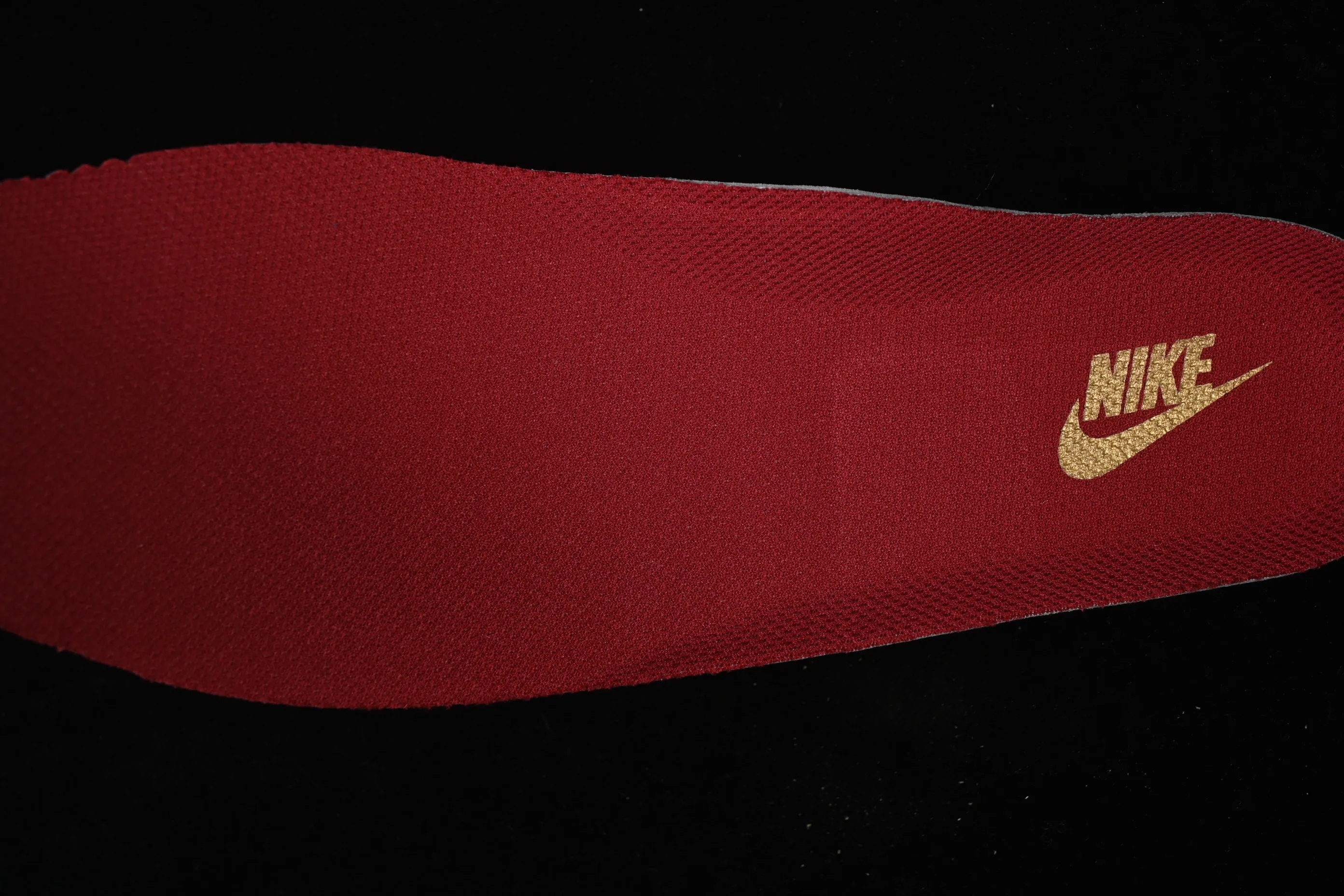 All categories Nk Air Force 1 Air Force series Nk Air Force 1 Low Air Force low-top Nike Air Force 1'07 Low Year of the Horse limited edition red suede Air Force 1 low-top casual sneakers XD0028-009